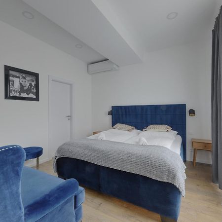 Shone Apartment Old Town 2 Bedroom Bratislava Eksteriør bilde