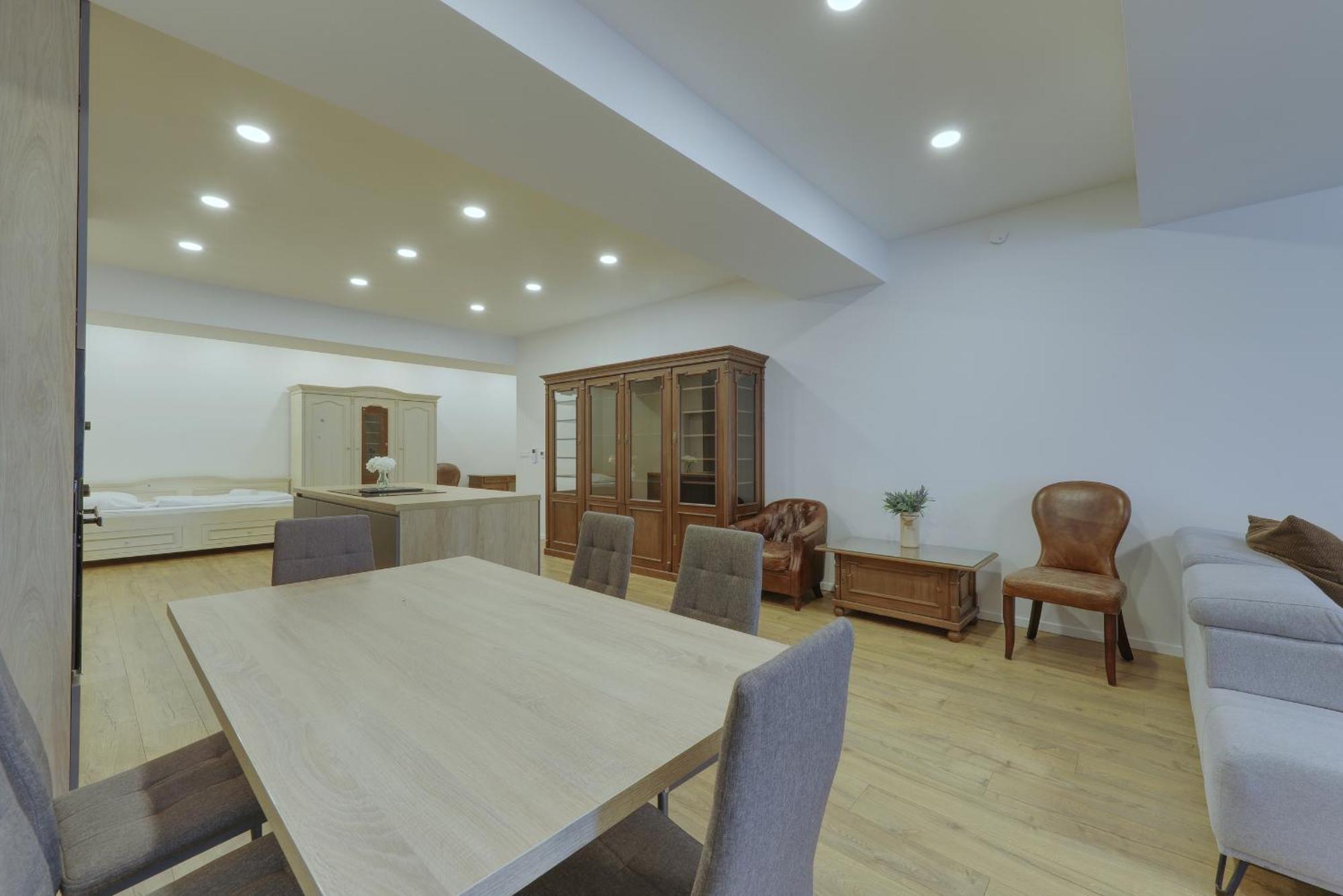 Shone Apartment Old Town 2 Bedroom Bratislava Eksteriør bilde