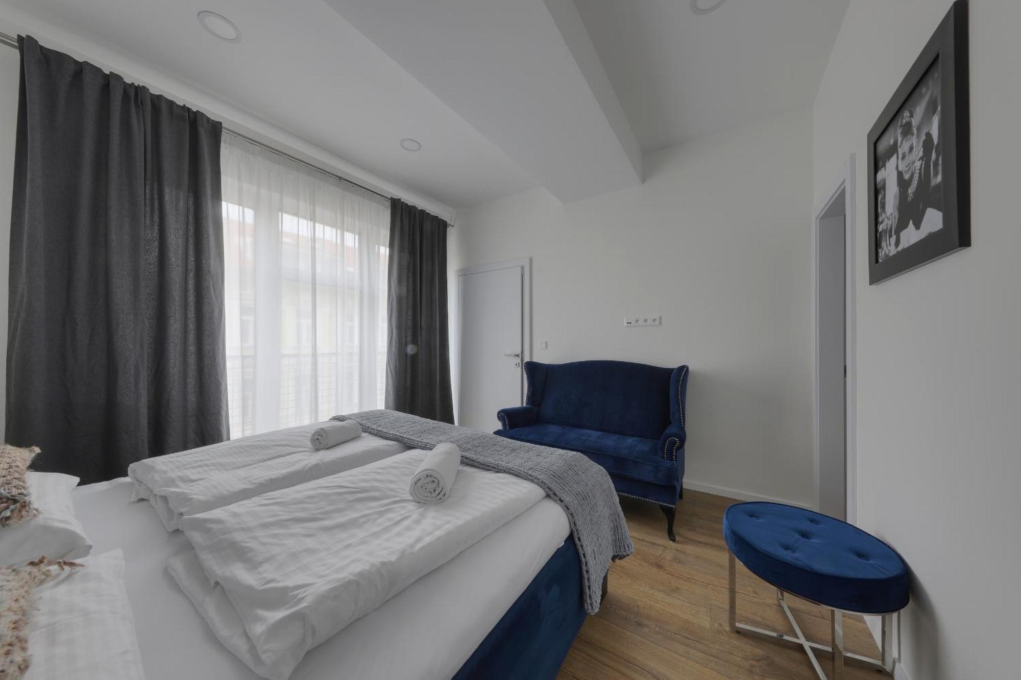Shone Apartment Old Town 2 Bedroom Bratislava Eksteriør bilde